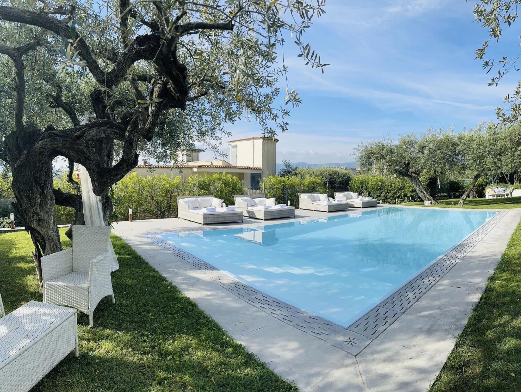 Villa C Luxury Estate SantʼAntonio Abate Exteriör bild