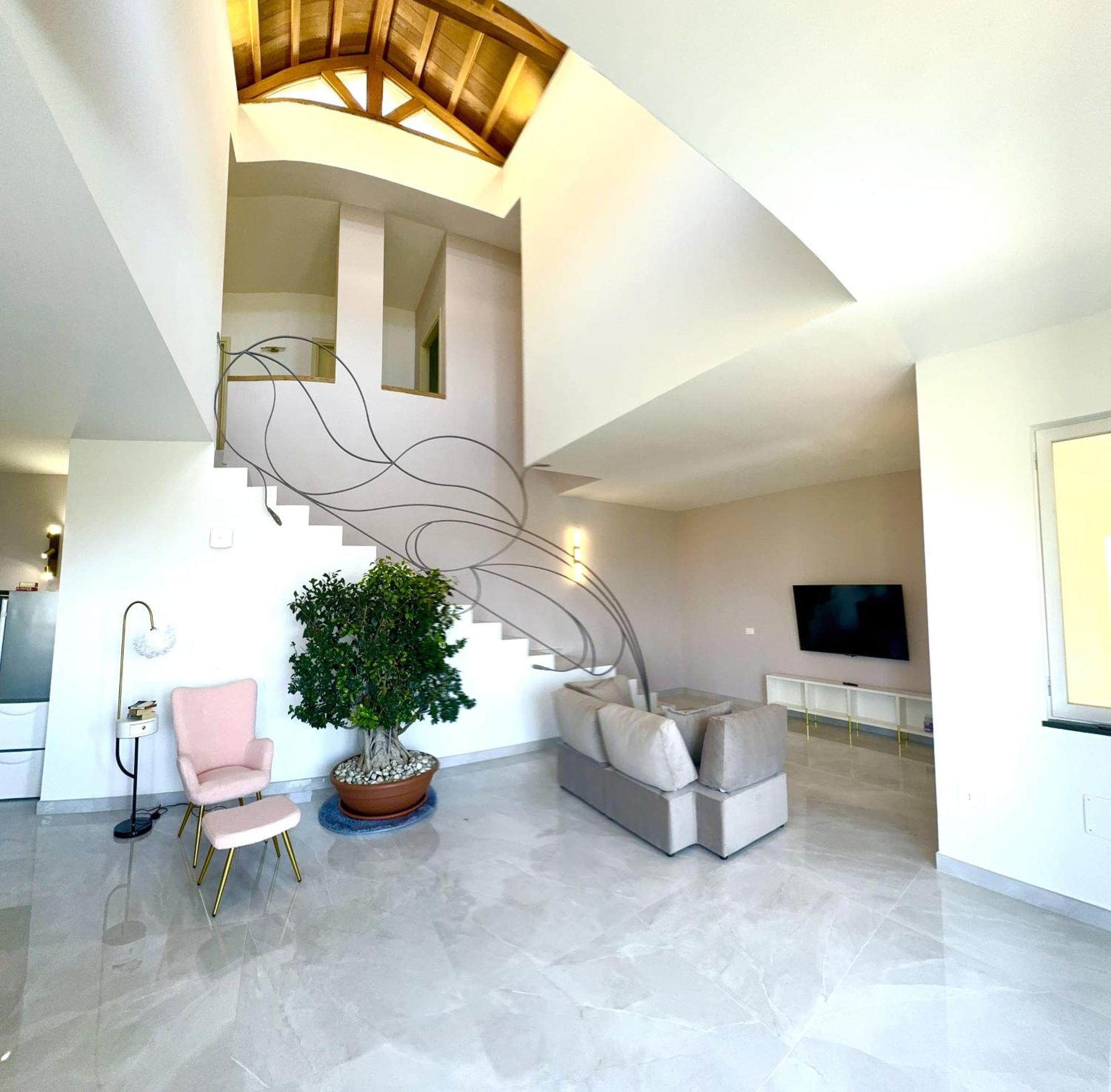 Villa C Luxury Estate SantʼAntonio Abate Rum bild